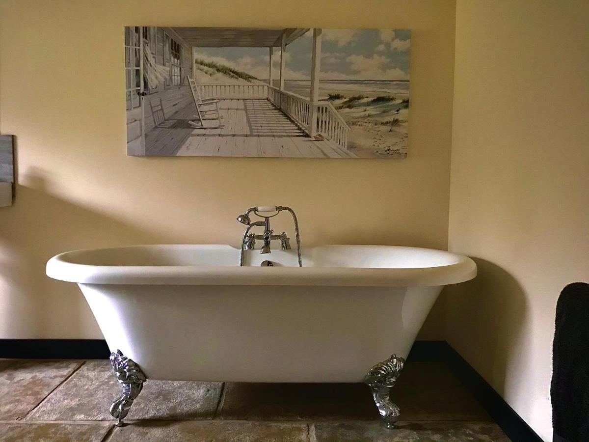 Trelaske Mill Cider Barn-With Hot Tub, Fire Pit Bbq Lewannick Extérieur photo